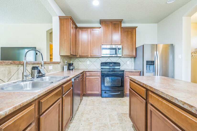 Culdesac Corner House