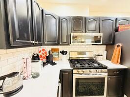 4BR Home w Parking and Yard NYC JSQ PATH