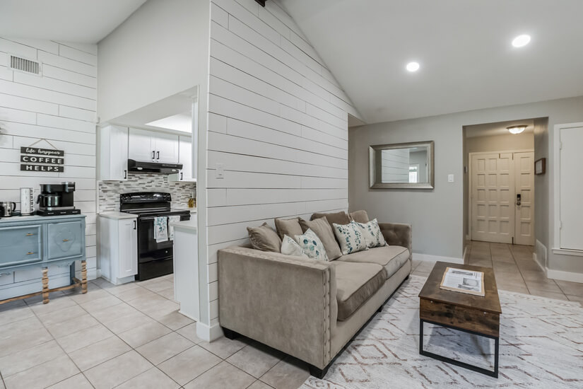 Pet- Family- Military- Medical-Friendly