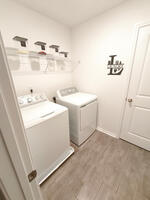 Laundry Room
2