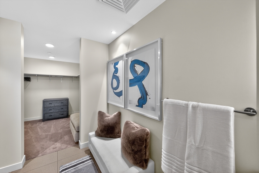 Furnished Condo in Biltmore Area Phoenix