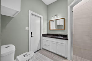 Shared bath 1