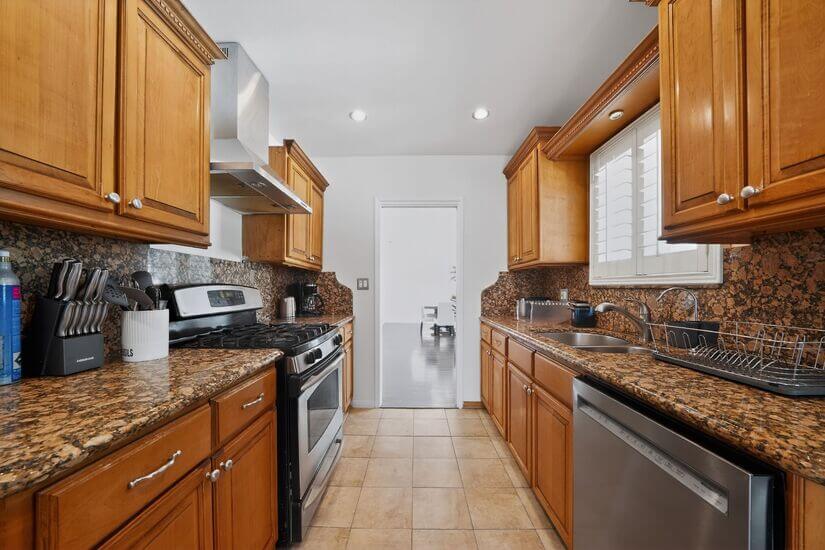 Furnished 4 BR with Pool West Covina