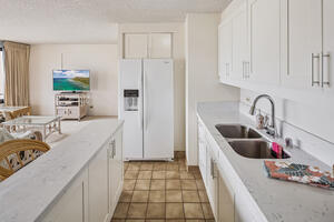 Ala Moana HighFloor  w Ocean City Views