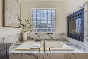 Luxury 6b7b Home close to DU WASH PARK