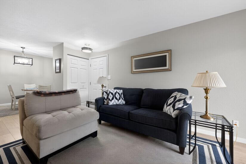 Beautiful Remodeled Fully Furnished Home