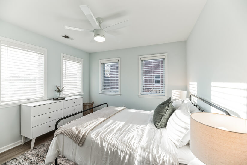  Beautiful Furnished Home In Charleston