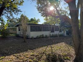 Corner lot
