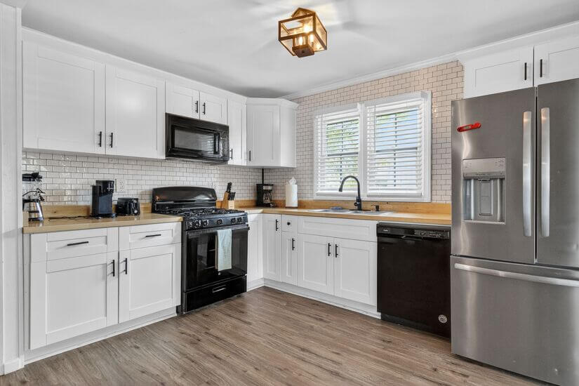 Renovated Quiet Safe Near Everything 