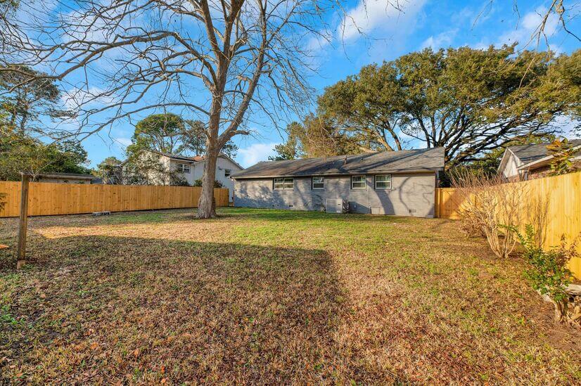 Enormous backyard for outdoor living