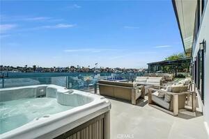 Luxury Huntington Harbour Waterfront