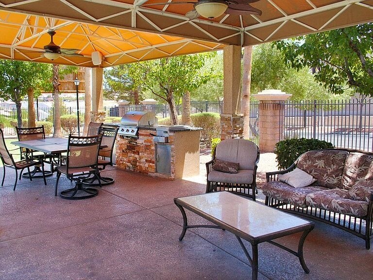 Covered Grilling Area at Upper Pool
