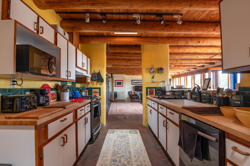 Elegant Santa Fe Corporate Housing