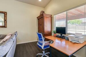 Spacious 3BR 2BA Peaceful Desert Living 
