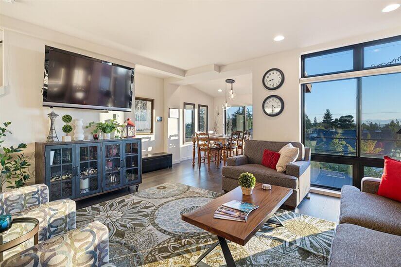 Spacious Luxury View TH  Near  Downtown