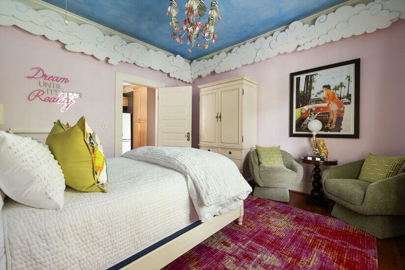 Lux Furnished Designer Home in Kirkwood