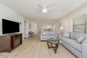 Living area 2
