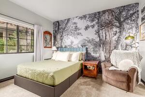 Welcome to Park Centre Desert Manor