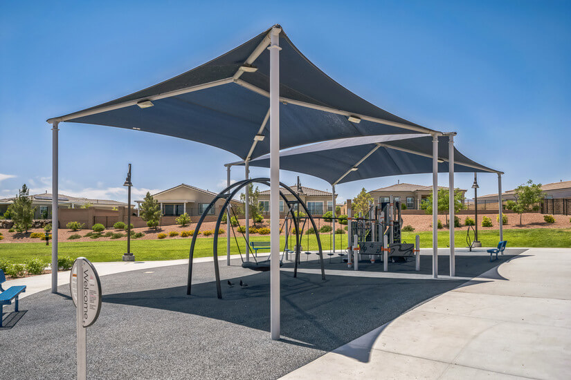 New 4BR Luxury Home with Amenities 