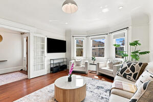 Remodeled Lake Merritt Victorian Retreat