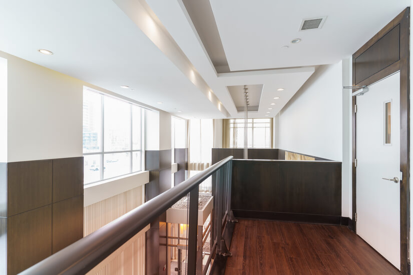 Upscale 1 Bd Condo in North York