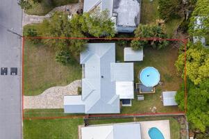 A true oasis minutes from beach and downtown