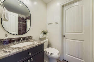 Luxury 6b7b Home close to DU WASH PARK