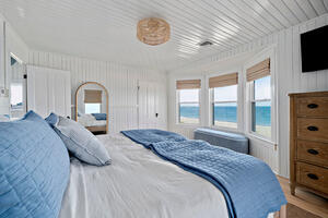 master bedrom