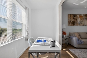  Furnished 1BR for Business Stays