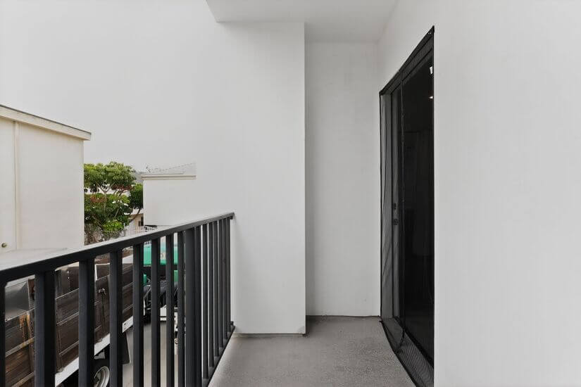 Gates Funished home in LA