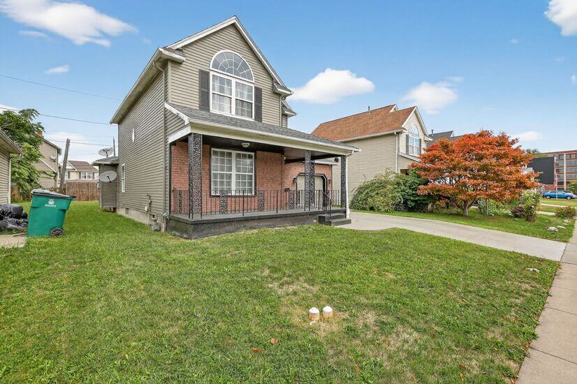 Three Bedroom Furnished in Buffalo