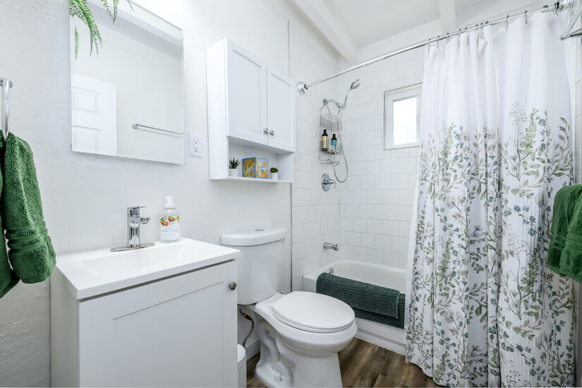 Heart of Winters  Fully Furnished 2BR