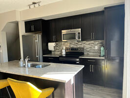 Cozy 3 Bedroom Townhouse 