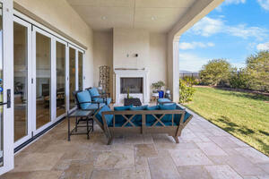 Executive Home with Panoramic Views