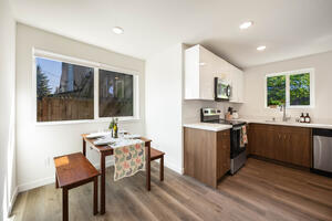 Turnkey 2BR Furnished Home Near UW