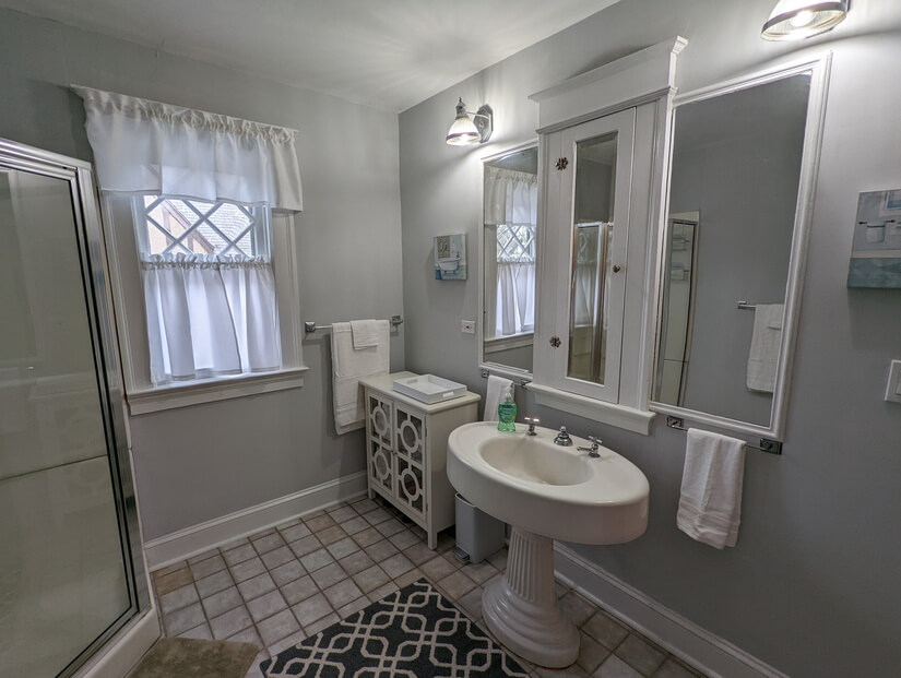 Rochester Park Ave Furnished Apartment