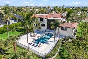 Seashell Paradise 5BR with Pool and Spa