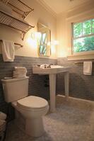 Heath tile in the bathroom