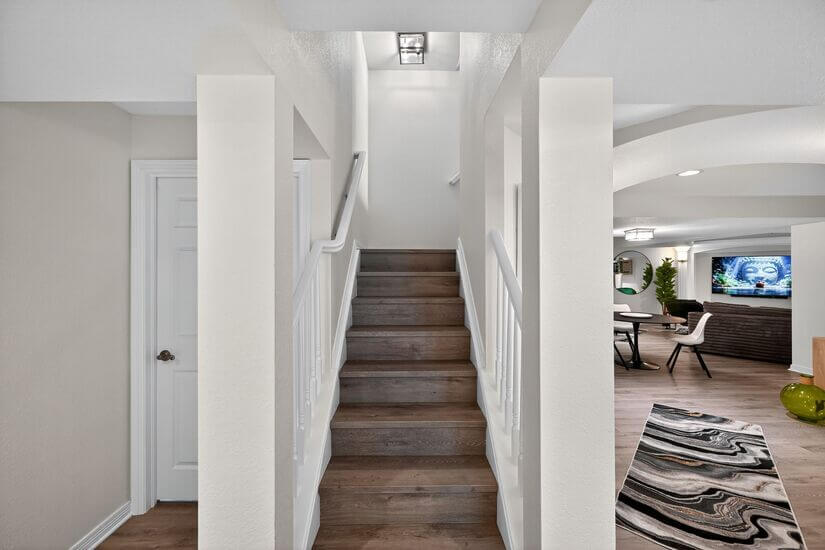 Furnished 1 bd Spacious apartment