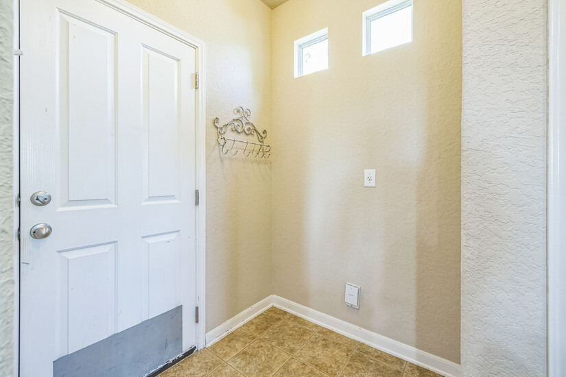Culdesac Corner House