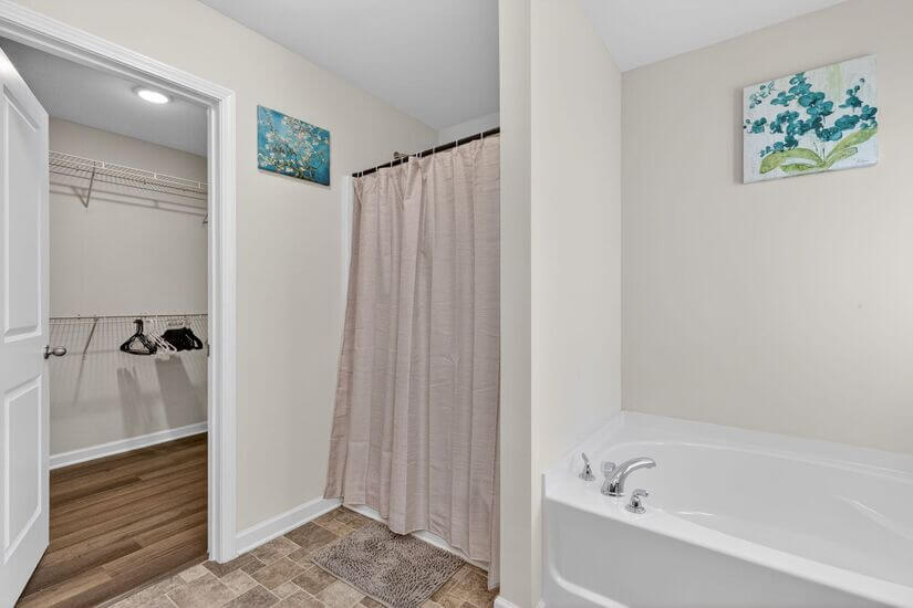 Fully Furnished Executive Home