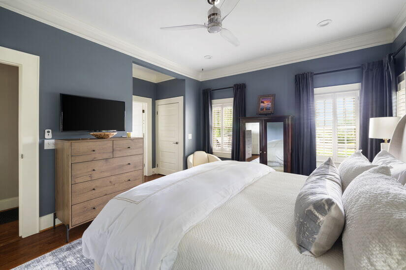 Lux Furnished Designer Home in Kirkwood