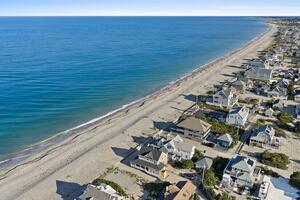 Breakaway Beach House