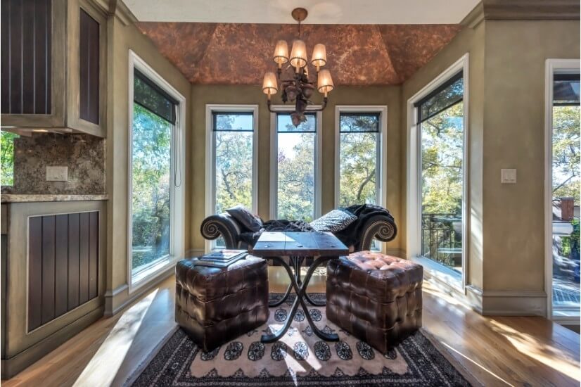 Settee off the kitchen for relaxing