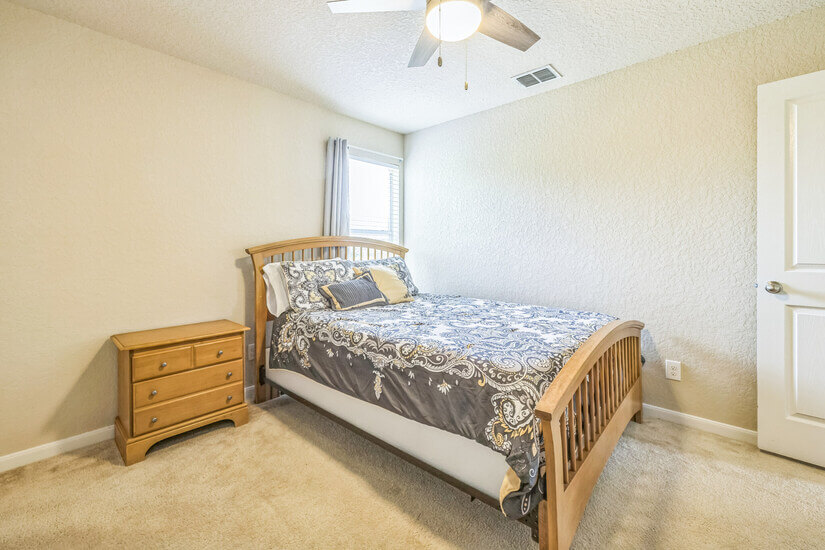 Culdesac Corner House