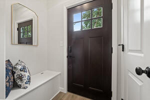 Polished, Comfortable Entry