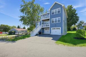 Fully Furnished Rental home in Wells ME