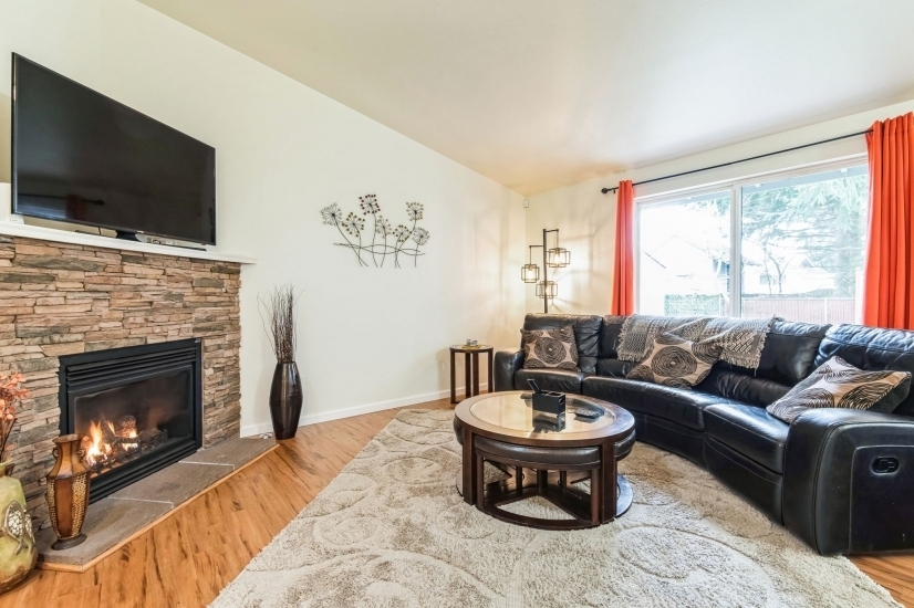 Marysville Furnished 3 Bedroom Duplex