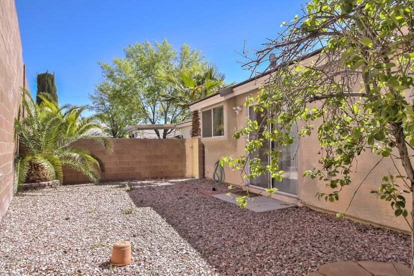 Cozy 3 Bedroom, 2 Bath, Fully Furnished