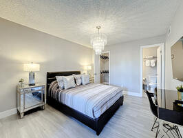 Contemporary Condo With Great Amenities